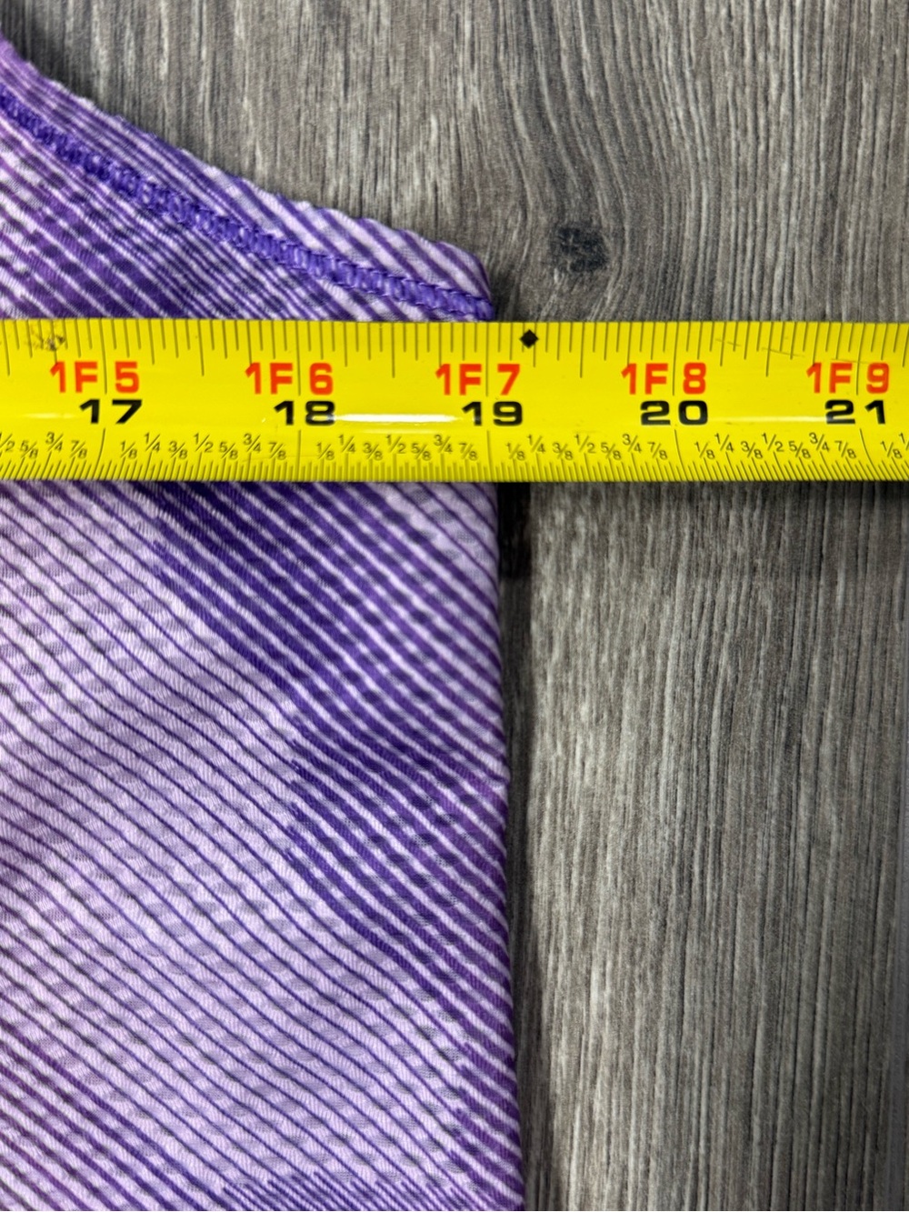 Under Armour Lightweight HeatGear Racerback Tank Top Running Pink Purple Large - Picture 5 of 5
